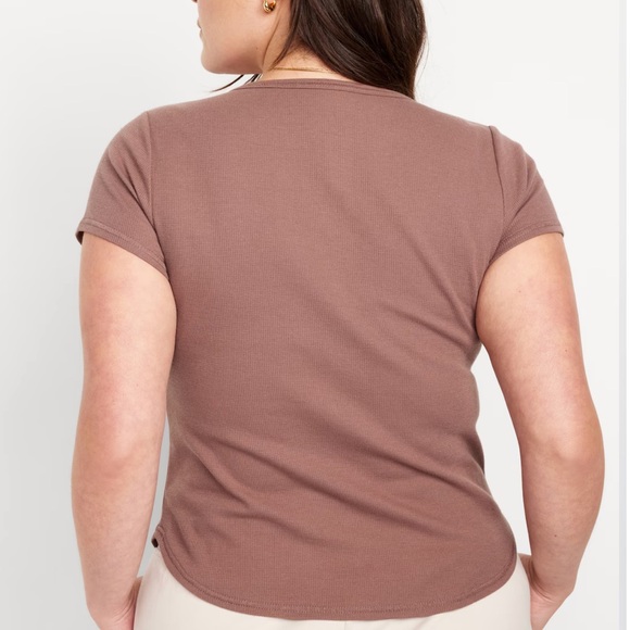 NWT OLD NAVY Short-Sleeve Waffle-Knit Henley Top  Color: Warm Taupe - Picture 6 of 10